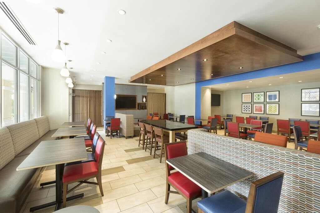 Holiday Inn Express & Suites S Lake Buena Vista By Ihg Kissimmee Luaran gambar